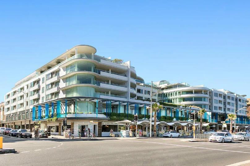 Best Location At Bondi Beach, On The Beach! Lägenhet Sydney Exteriör bild